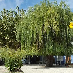 https://dreams-of-provence.fr-provencehotel.com