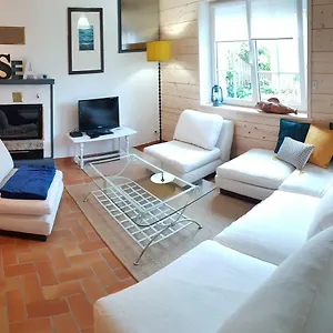 https://ty-jeanne-le-charme-de-la-pierre-au-coeur-du-village.inbrittany.com